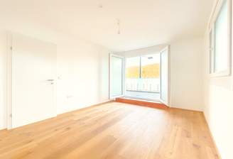 Schlafzimmer 2 mit Zugang Terrasse