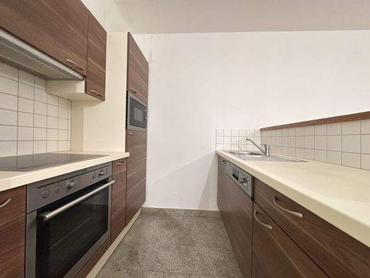 20251202_153236477_iOS