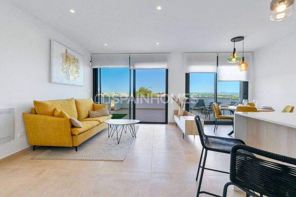 Properties in a Complex in a Popular Location in Torrevieja