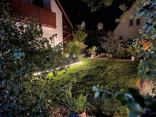 Außenansicht nachts
