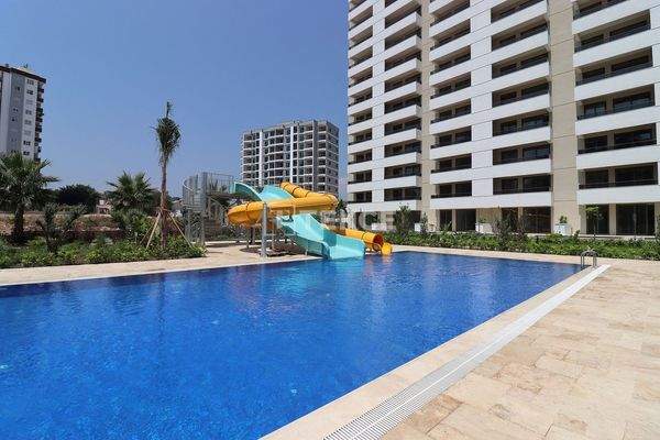 Stylish Apartment Within Walking Distance to the Sea in Tece Mersin