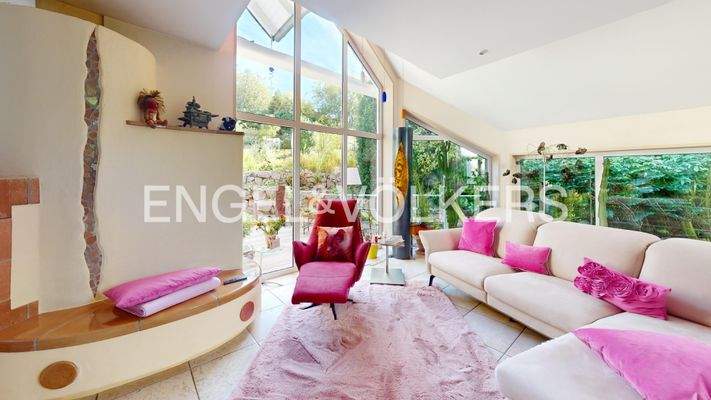 Wohnbereich mit gr. Glasfronten