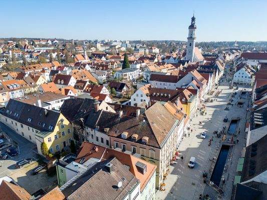 Luftaufnahme mit Umgebung