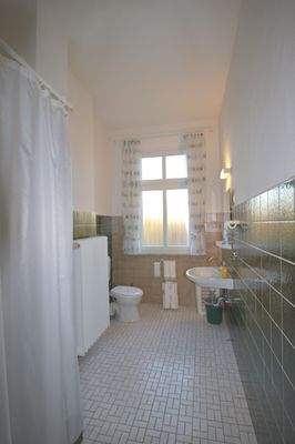 Bad im Dachgeschoss