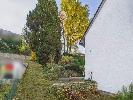 Blick in den Hanggarten