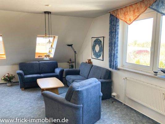 30-Wohnzimmer DG.JPG