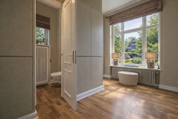 Garderobe und Gäste-WC