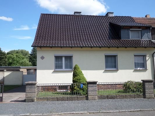 3. Haus Straßenansicht 2. Ansicht.JPG