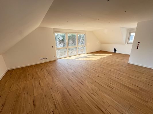 offener Wohn- und Essbereich