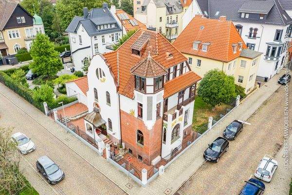 DI - Forbes Global Properties