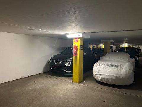 Augsburg Garage, Augsburg Stellplatz