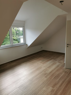 b0f90e30-d7bf-4a60-9c04-e6b32e2f6091 (1)