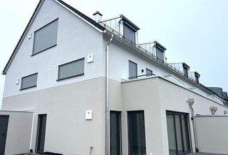 Seitl. Ansicht des Wohnhauses