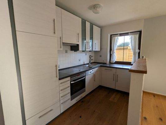 Gepflegte Einbauküche