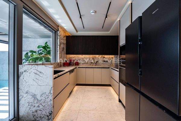 Detached Houses with Gardens and Pools in Kundu Antalya