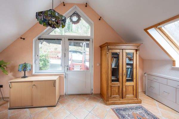 Separater Eingang Galerie 2.jpg