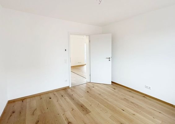 Schlafzimmer_1_Tuere.jpg