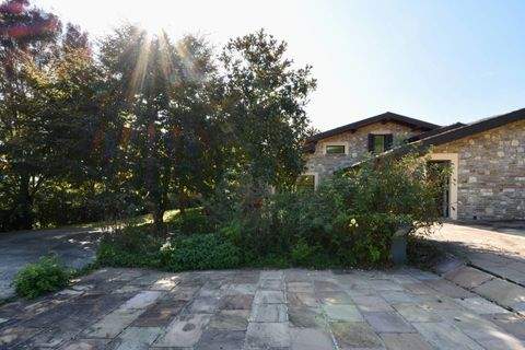 Bettola Häuser, Bettola Haus kaufen