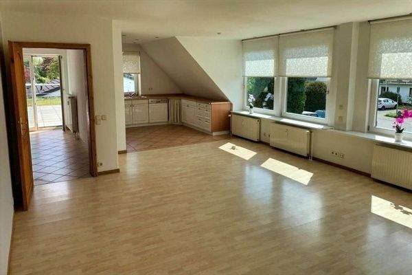 Wohn- und Essbereich DG-Wohnung