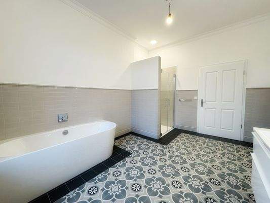 Badezimmer Blick 2.jpg