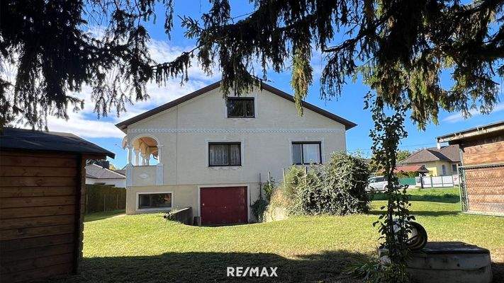 Gartenblick zum Haus