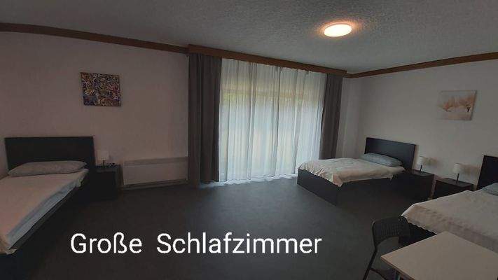 Schlafzimmer Wohnung 2