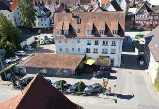 1995 komlett saniertes Denkmal früheres Gasthaus Traube