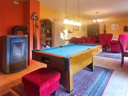 Wohnzimmer mit Kaminofen