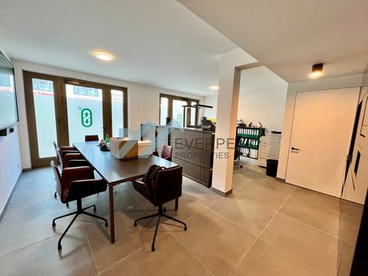 Büro linke Seite (Grundriss Büro 2)