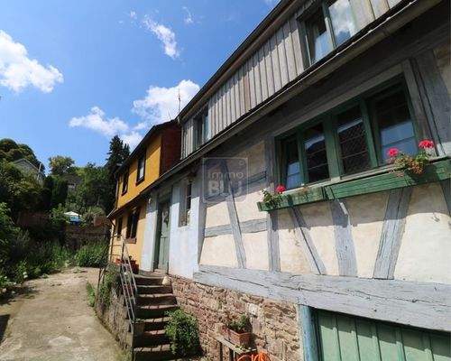 Historisches Fachwerkhaus mit Hof und Garten