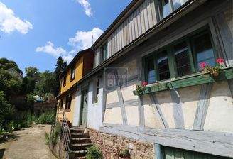 Historisches Fachwerkhaus mit Hof und Garten