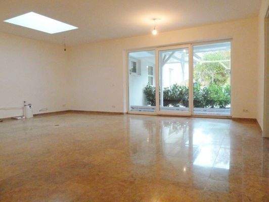 Wohn- / Essbereich mit offener Küche