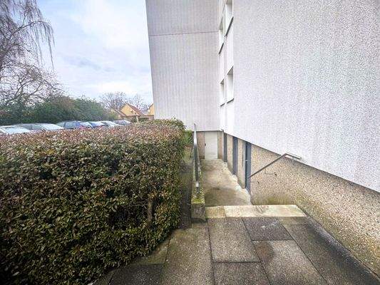 Außeneingang Keller.jpg