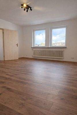 Wohnzimmer-/Esszimmer