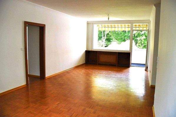 Wohnbereich zur Loggia.jpg