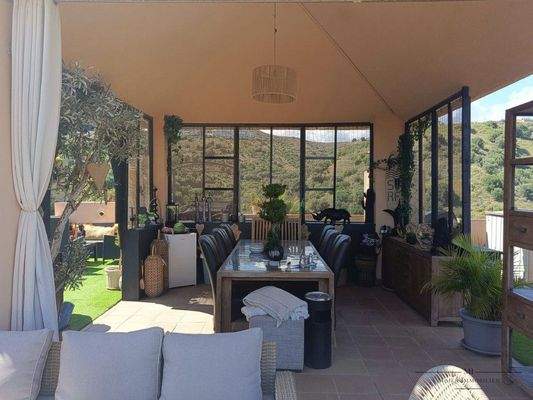 überdachter Ausßenbereich