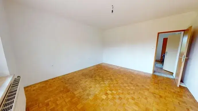 Schlafzimmer 2 EG_1.jpeg