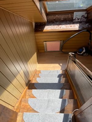 Dach Treppe.jpg