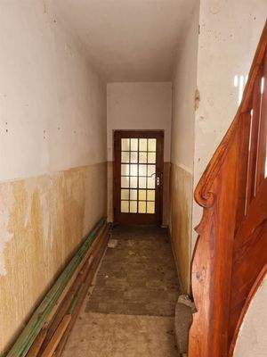 Zugang Hof/ Wohnung EG