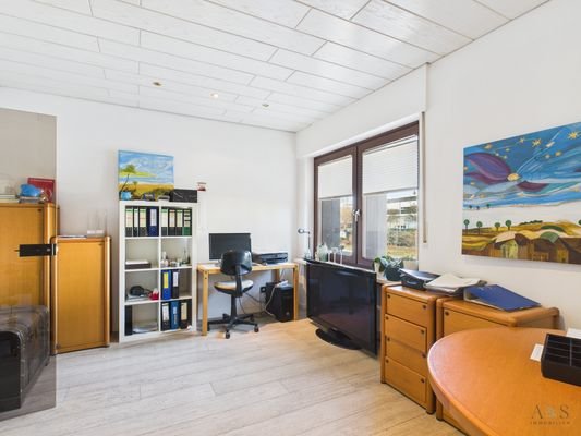 Mitarbeiter / Büro