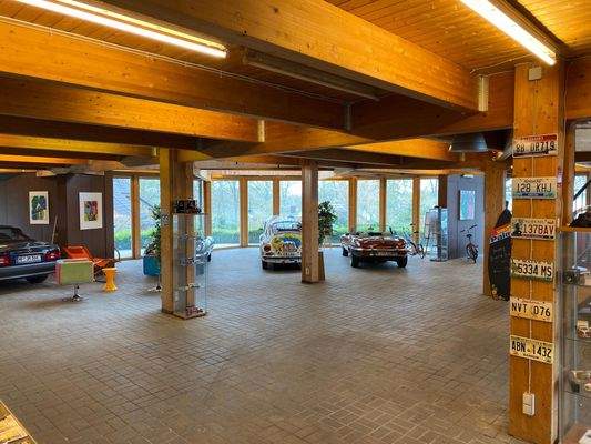 Ausstellungshalle 1.jpg