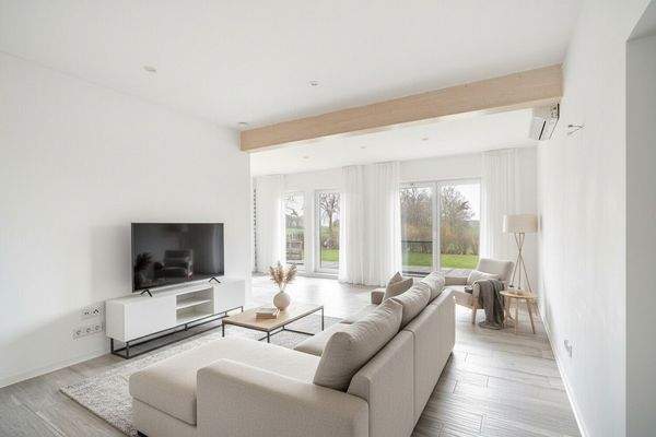 Wohn- und Essbereich mit Terrassenzugang 