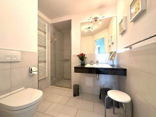 Gästebad ETW Börgerende.jpg