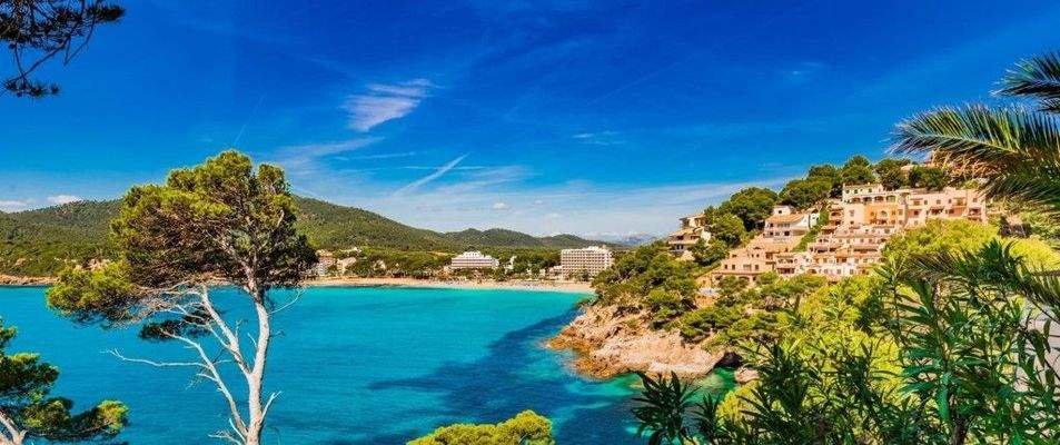 C3-Canyamel-beach-min