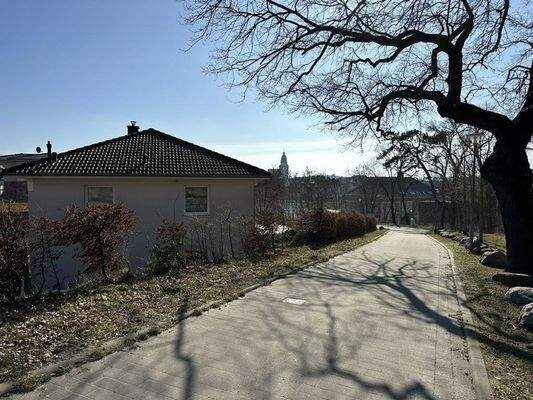Anliegerstraße hinauf zum Mühlenberg