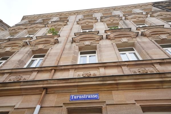 Sanierte Altbau-Liebhaber-Wohnung in Fürth!