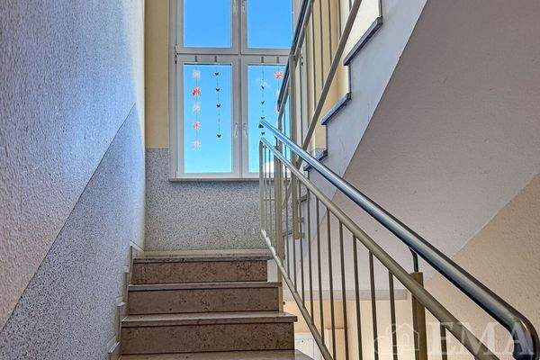 Treppe ins Obergeschoss