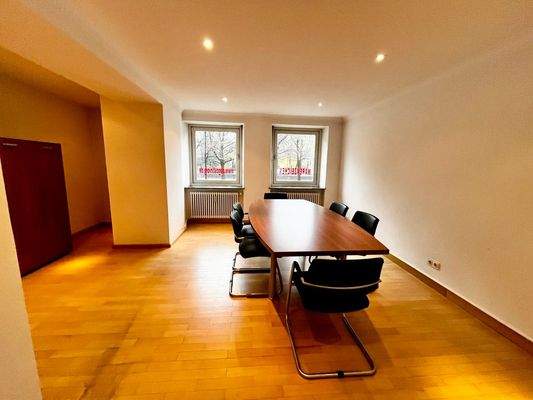 Besprechungszimmer I