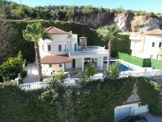Satilik-Mustakil-Villa-Alanya-DH82-52.webp