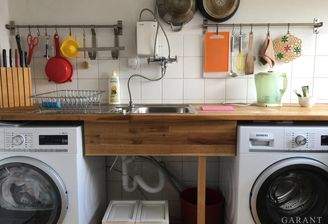 Küche mit Waschmaschine